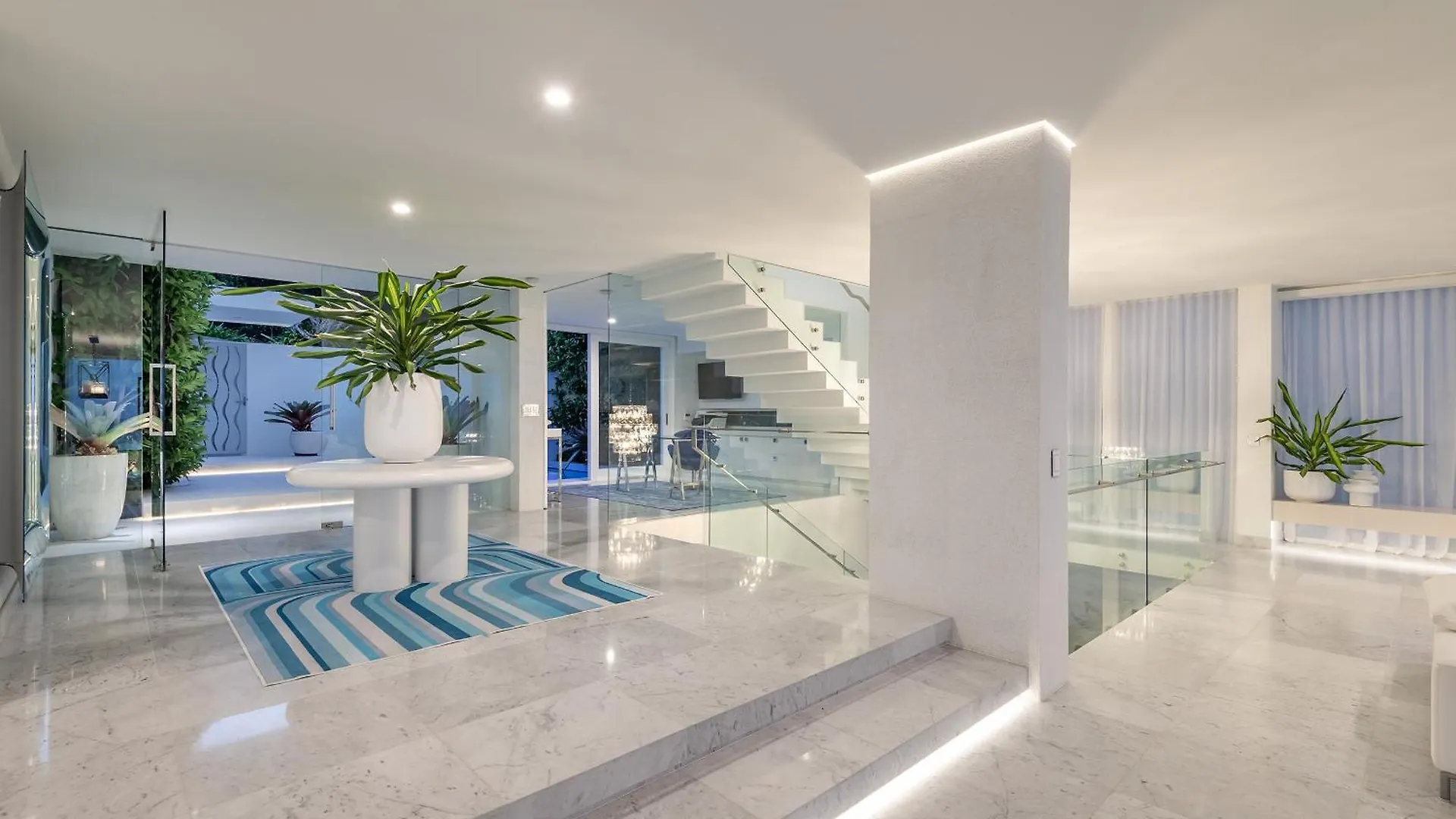Holiday home Azure Villa Sunshine Beach Australia