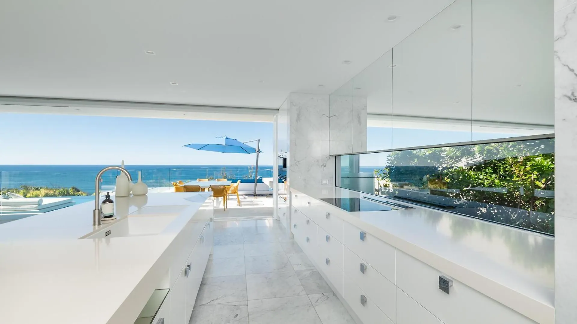 Azure Villa Sunshine Beach 0*,