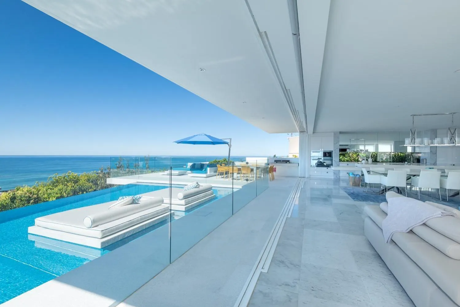 Azure Villa Sunshine Beach